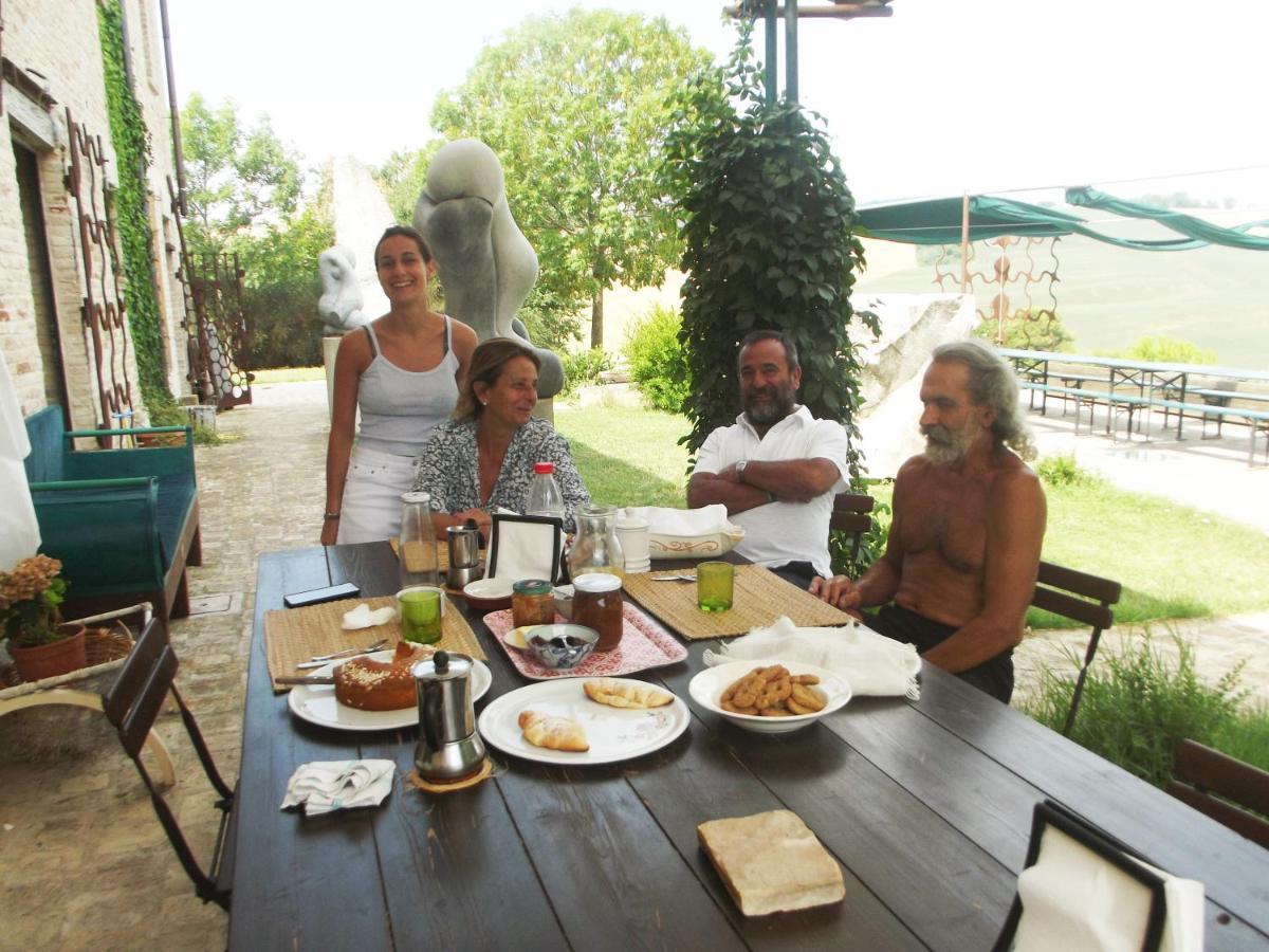 "La Casa Degli Ulivi Art B&B" Trecastelli 外观 照片