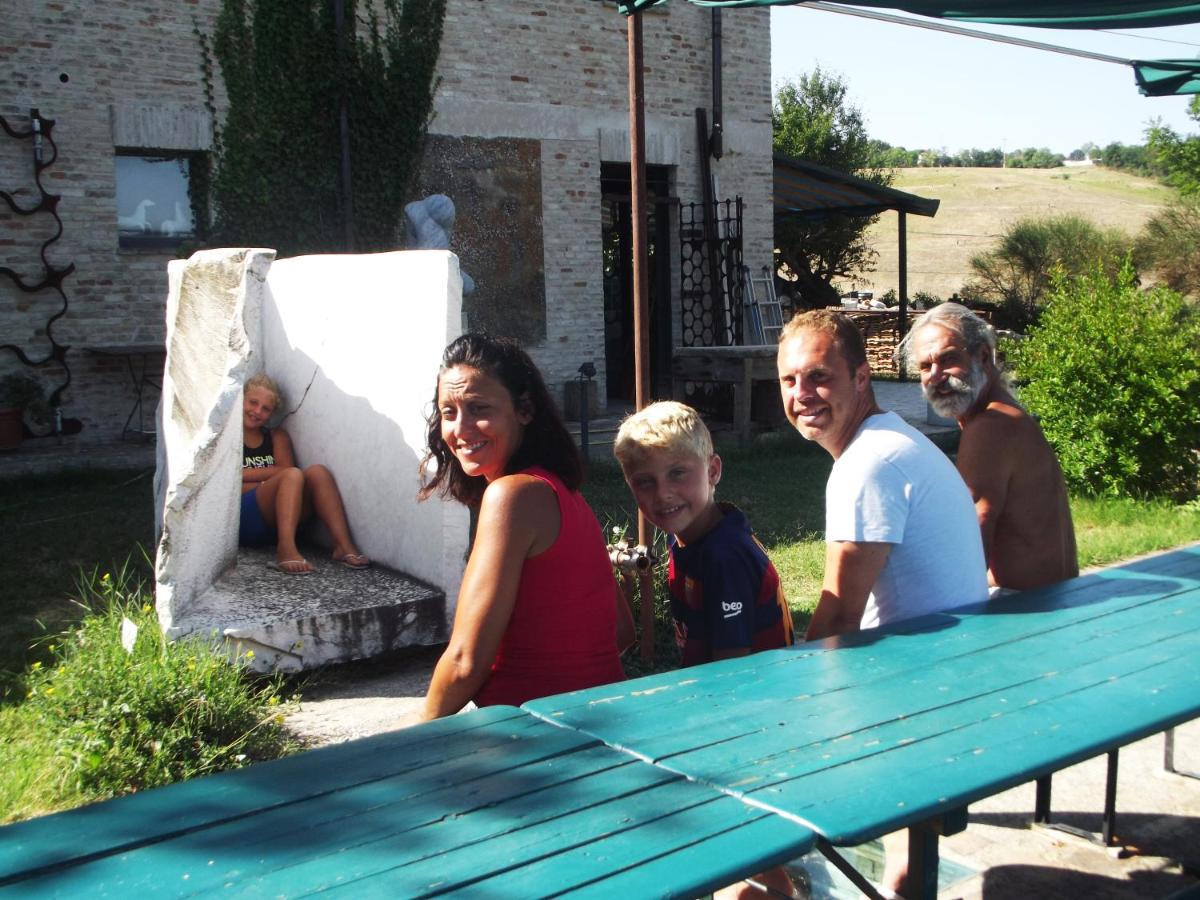 "La Casa Degli Ulivi Art B&B" Trecastelli 外观 照片