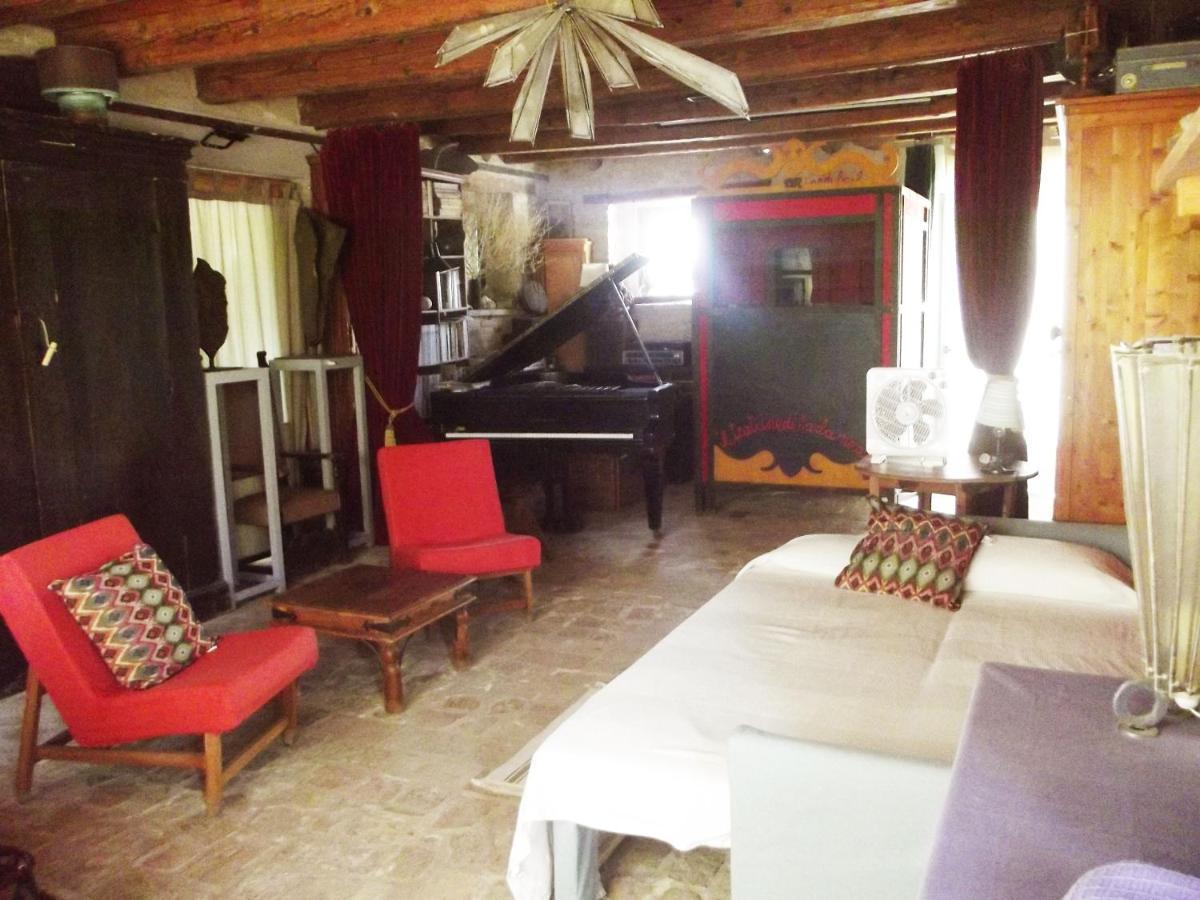 "La Casa Degli Ulivi Art B&B" Trecastelli 外观 照片